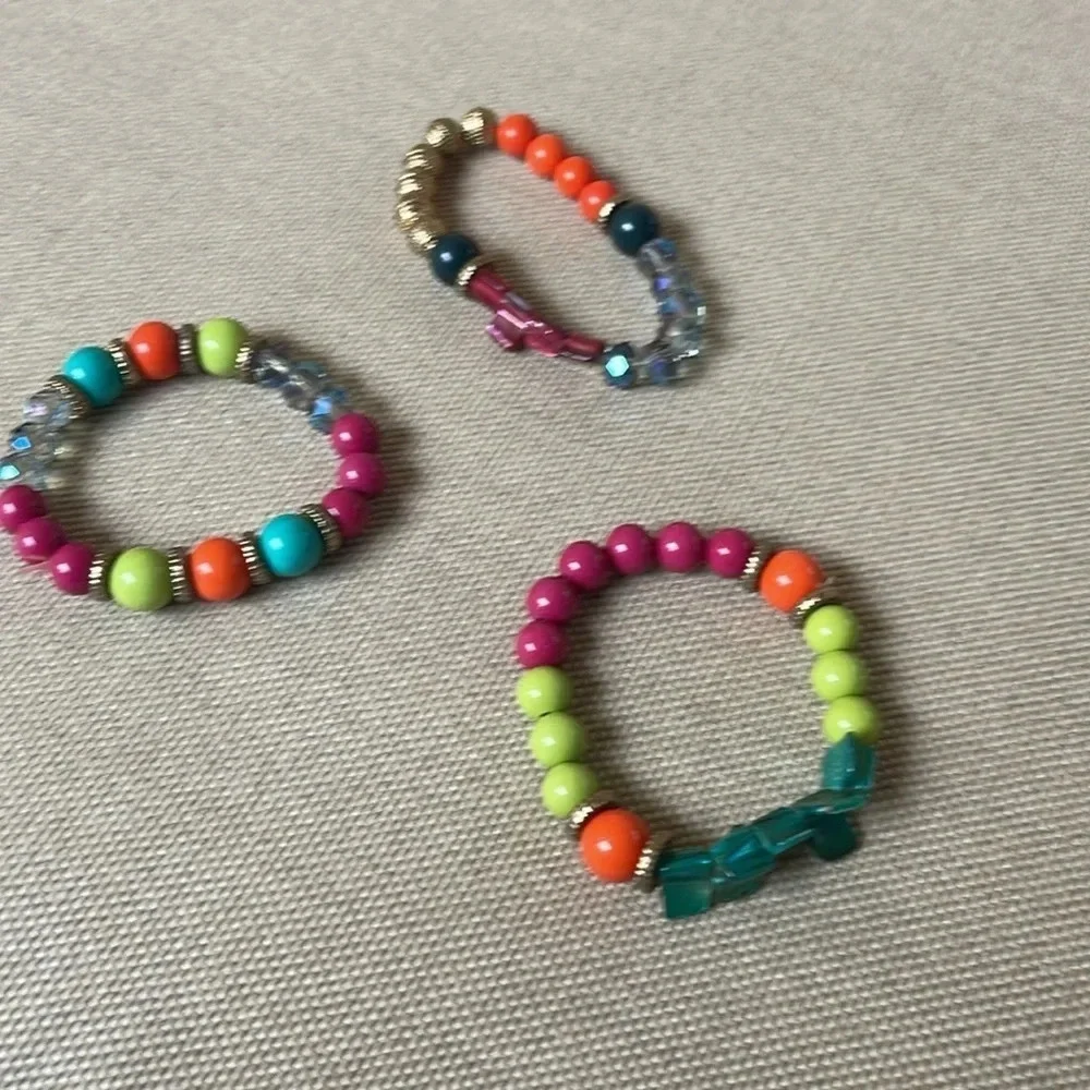 Bracelets - Picture 4 of 5